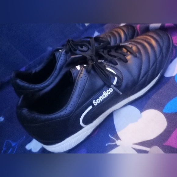 sandico Other - Mens trainers size 9 sandico.